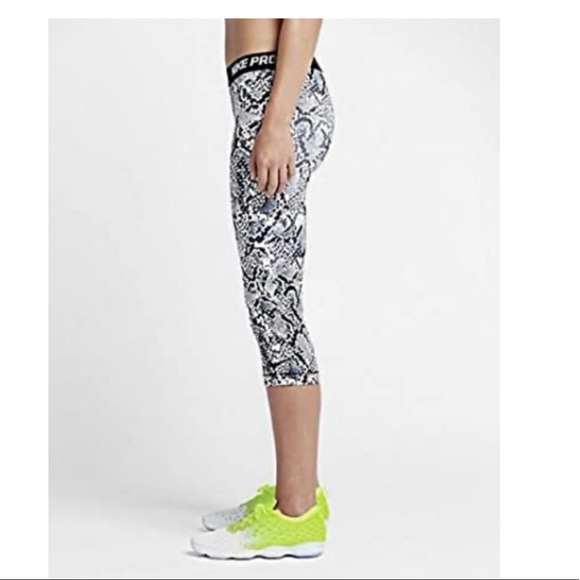 Nike pro leggings - Picture 3 of 7